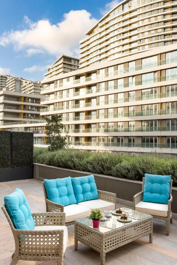 Апартаменти The Superior Living Batisehir Стамбул Екстер'єр фото